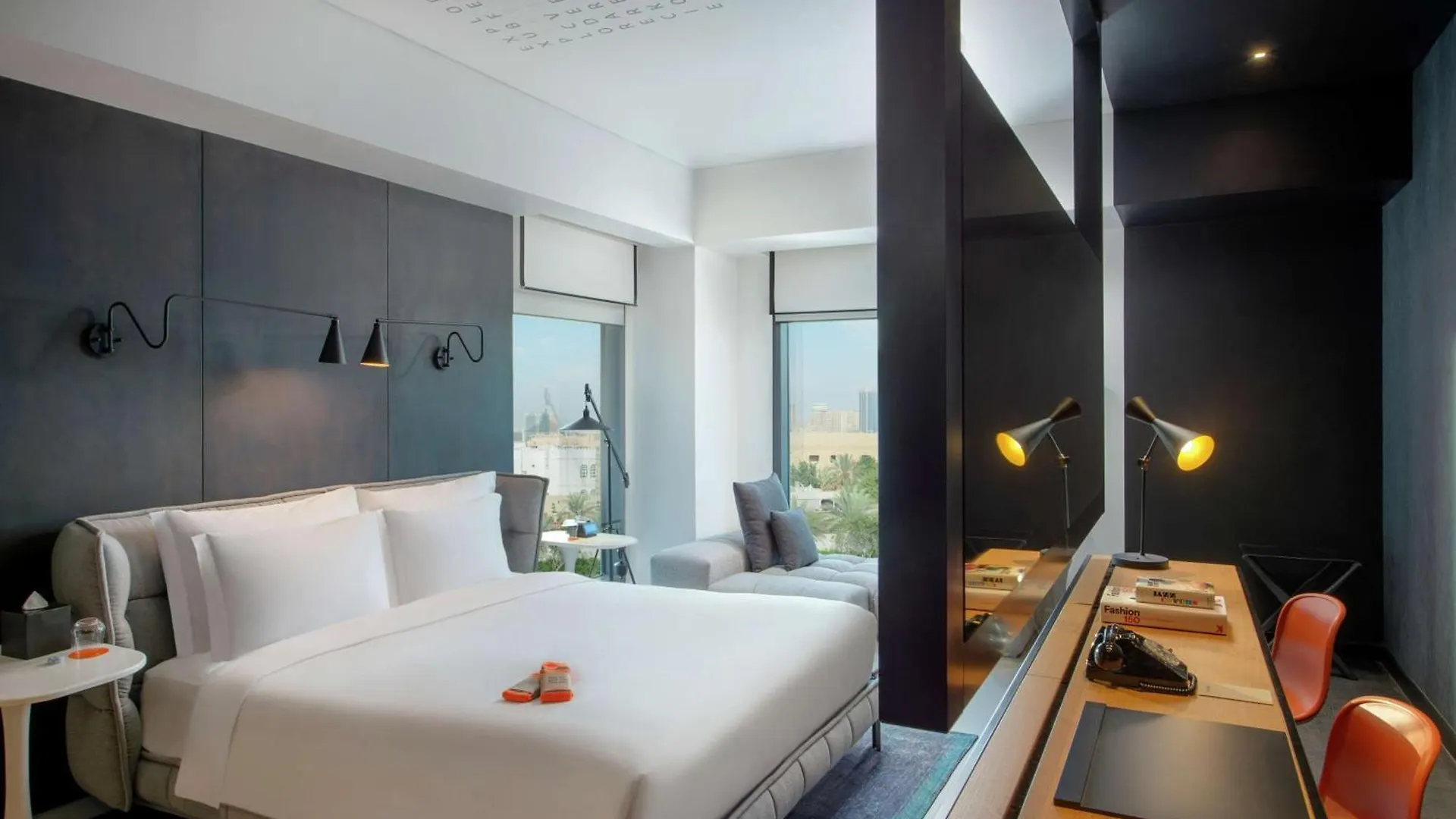 Canopy By Hilton Dubai Al Seef 4*,